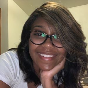 Meet your Posher, Ariona